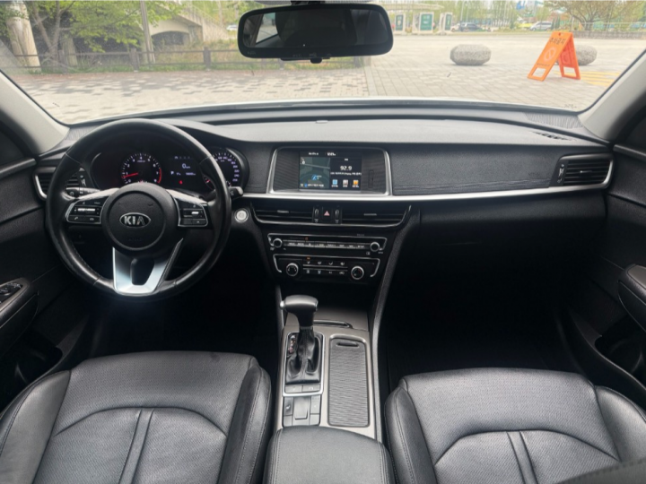 기아 더 뉴 K5 2세대 렌터카 2.0 LPI 럭셔리