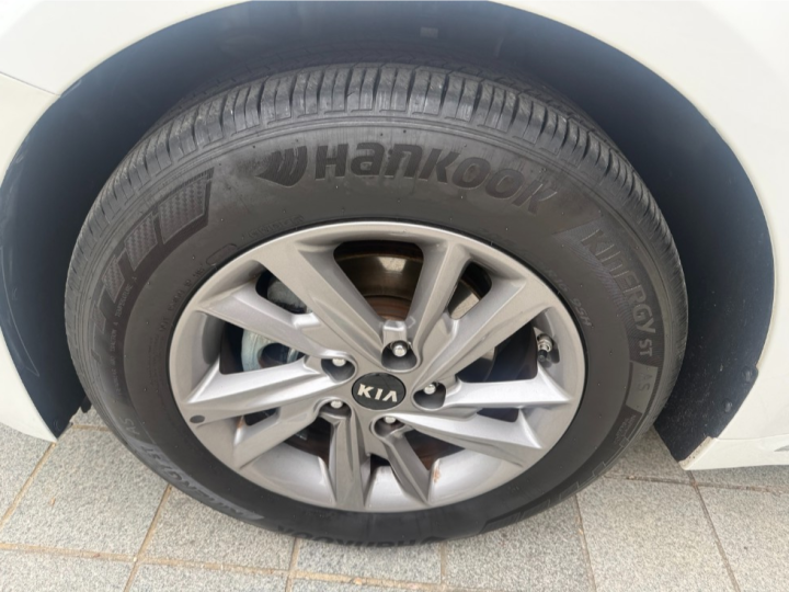 기아 더 뉴 K5 2세대 렌터카 2.0 LPI 럭셔리