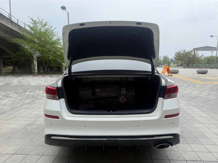 기아 더 뉴 K5 2세대 렌터카 2.0 LPI 럭셔리