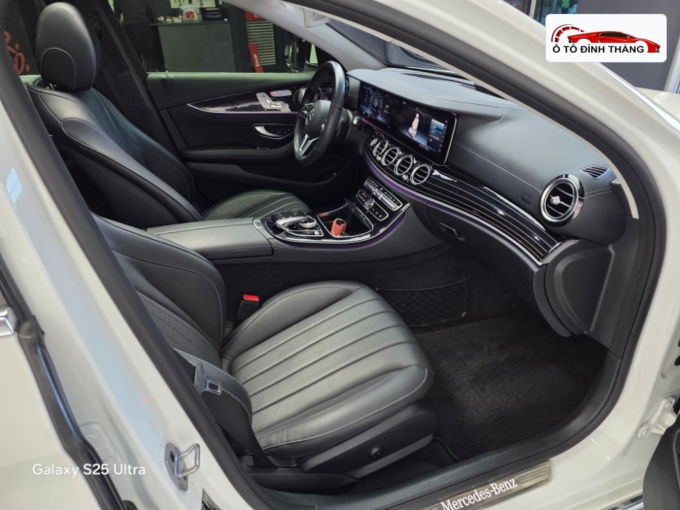 벤츠 E클래스 (W213) E450 4MATIC EXCLUSIVE