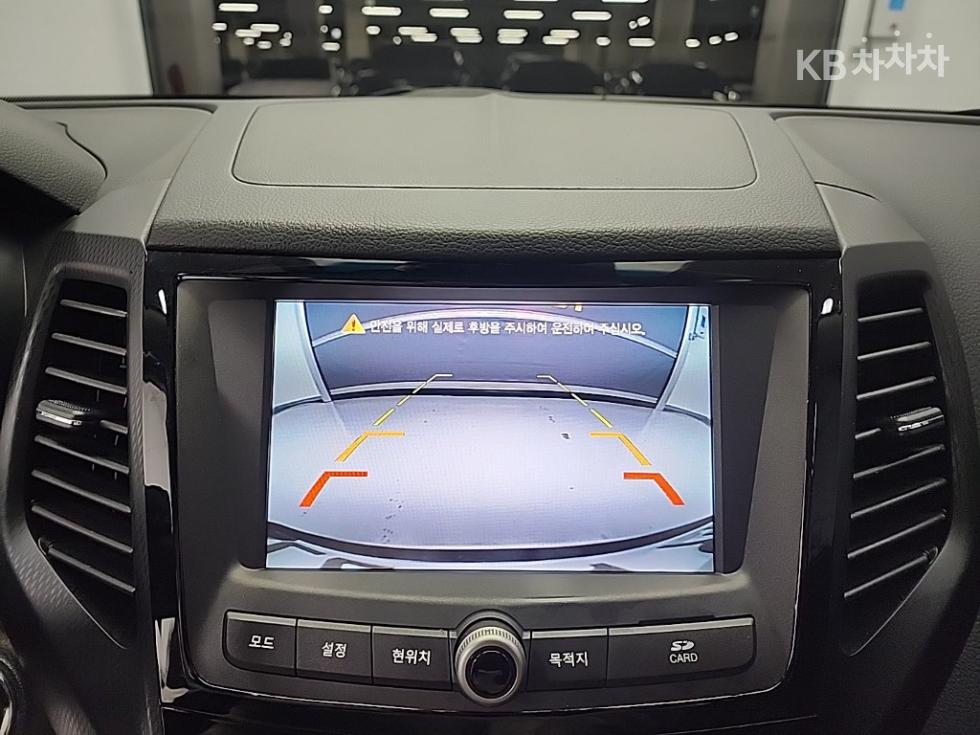 KG모빌리티 티볼리 에어 4WD RX