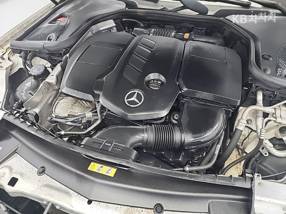 벤츠 E클래스 (W213) E220d Exclusive
