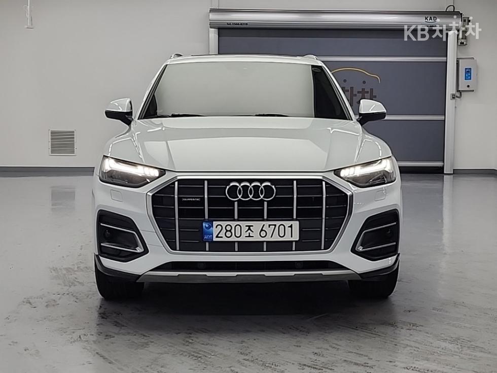 아우디 The New Q5(FY) 40 TDI quattro 기본형