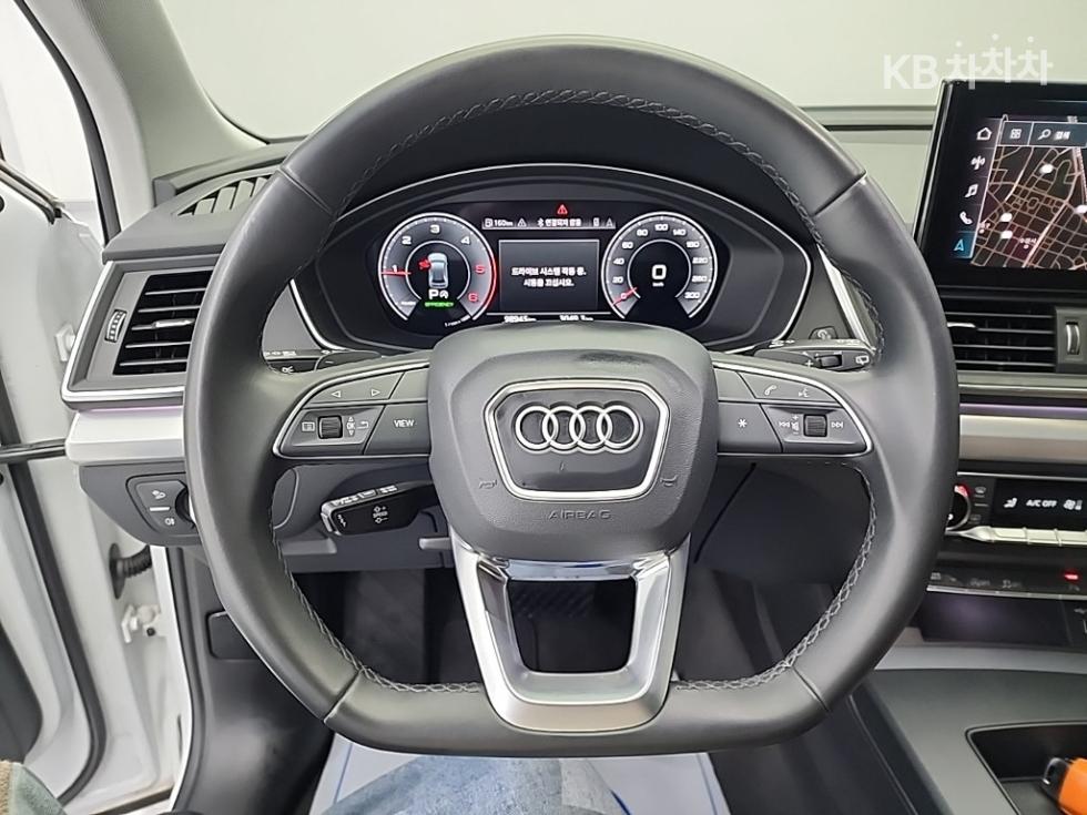 아우디 The New Q5(FY) 40 TDI quattro 기본형