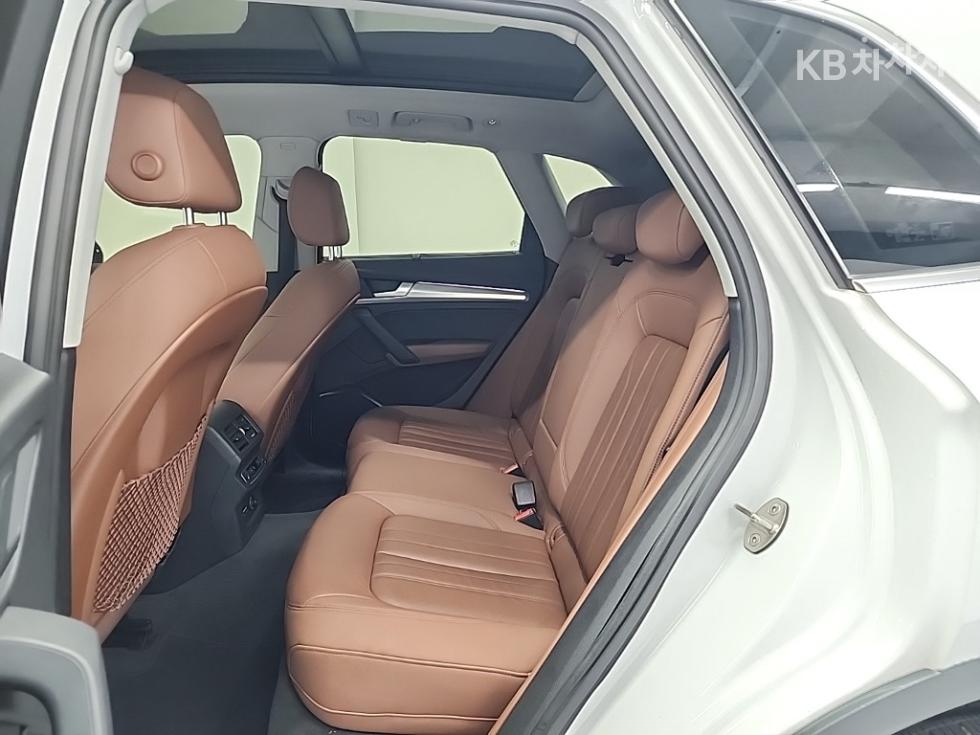 아우디 The New Q5(FY) 40 TDI quattro 기본형