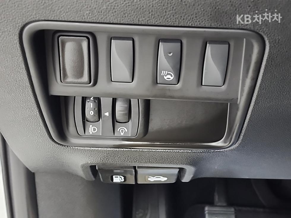르노코리아 QM6 2.0 2WD LE 기본형