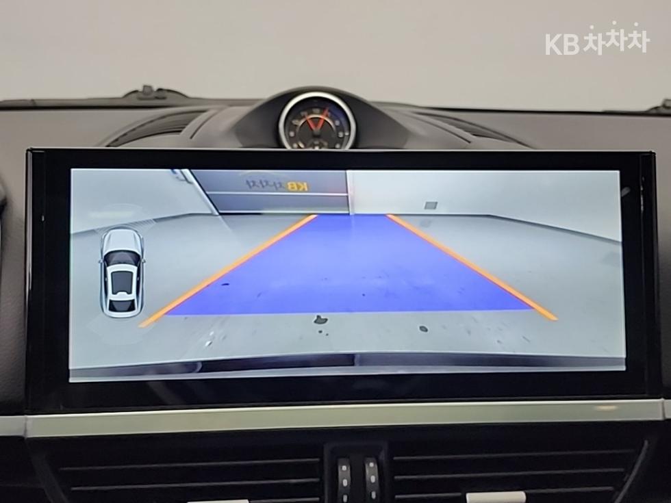 포르쉐 뉴 카이엔(958) 3.0 디젤 Platinum Edition