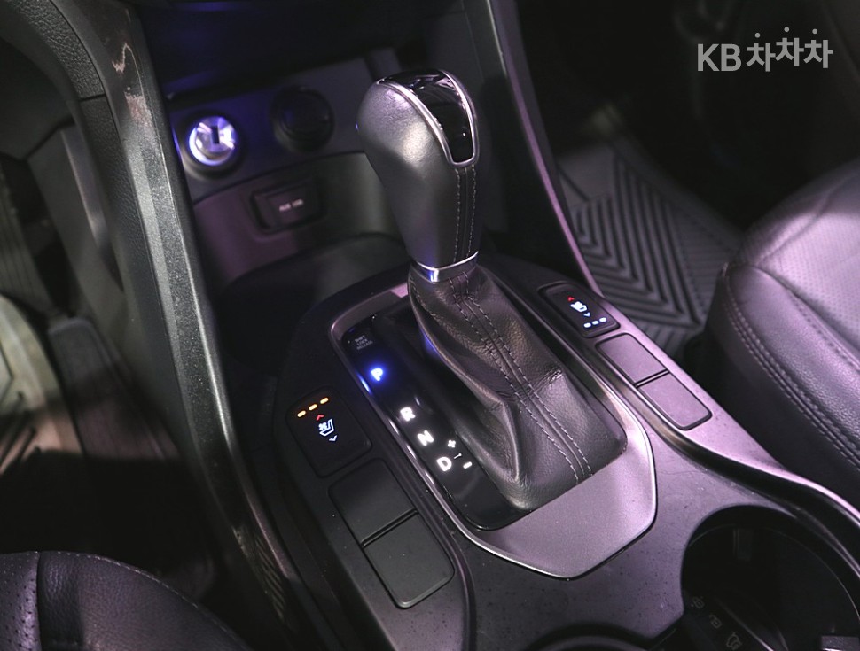 현대 싼타페 DM R2.0 4WD PREMIUM