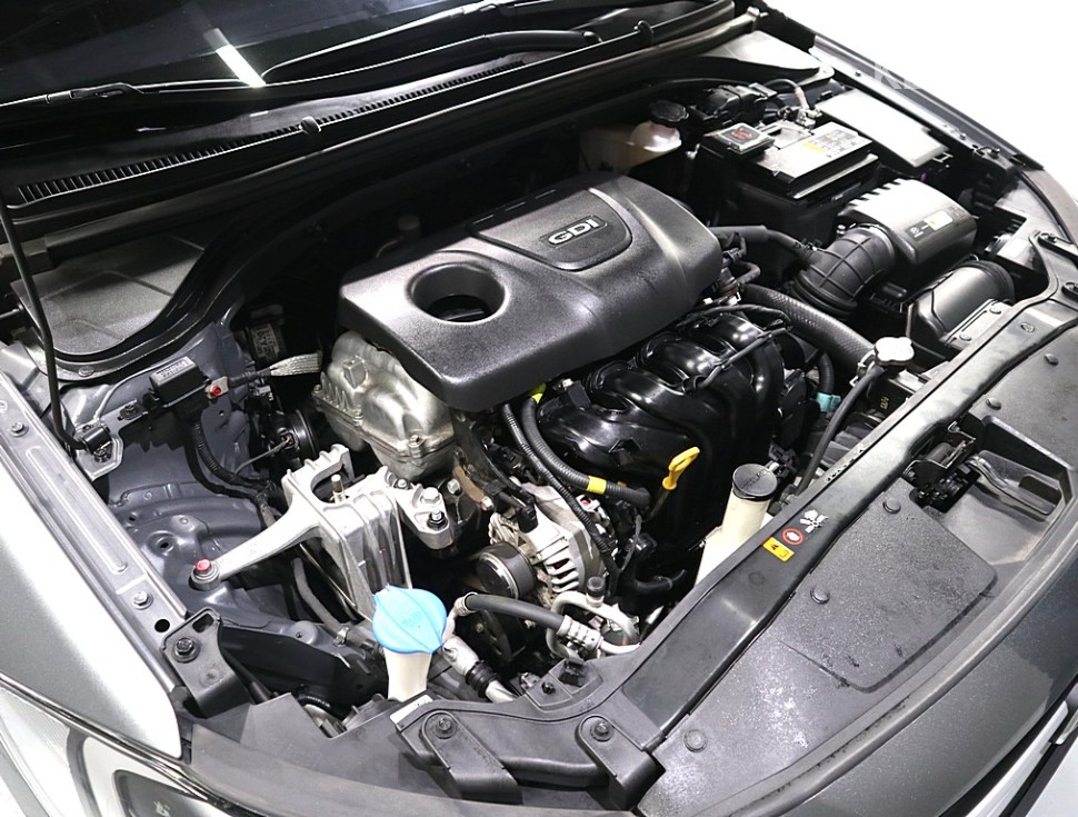 현대 아반떼AD 1.6 GDi Value Plus