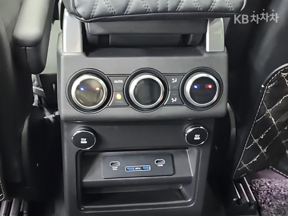 랜드로버 디스커버리5 3.0 TD6 HSE Luxury