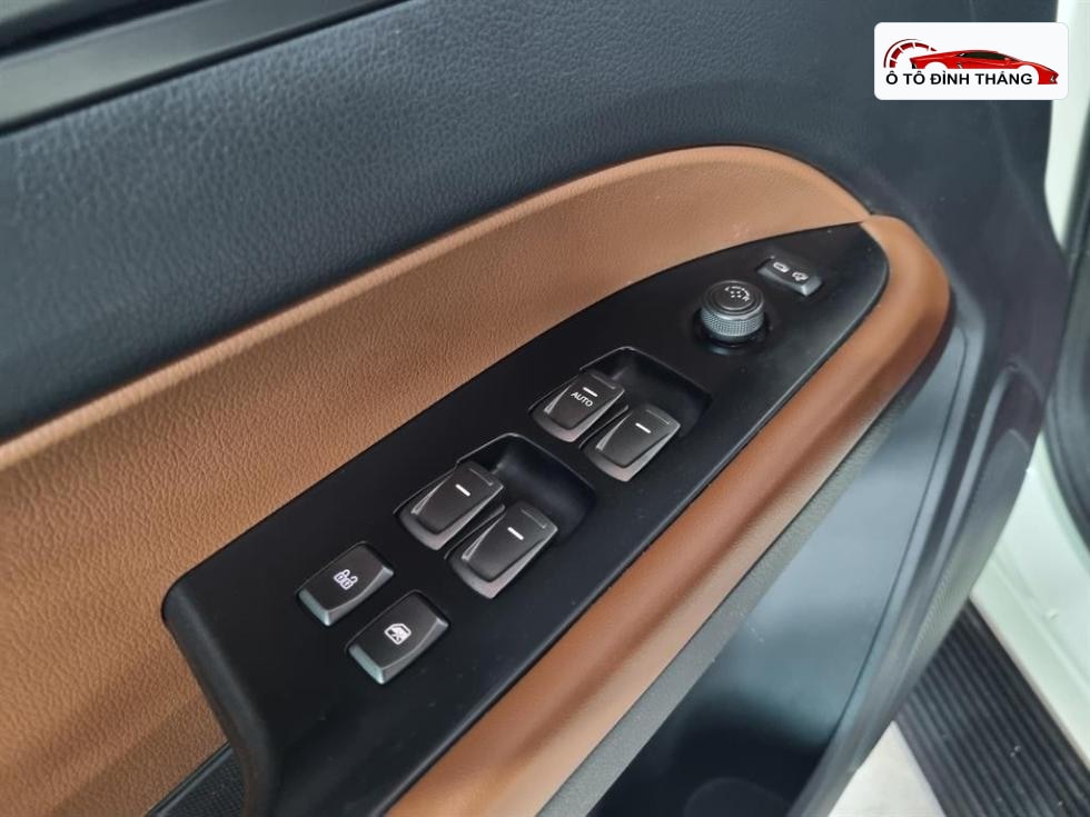 KG모빌리티 렉스턴 스포츠 2.2 4WD 프레스티지 스페셜