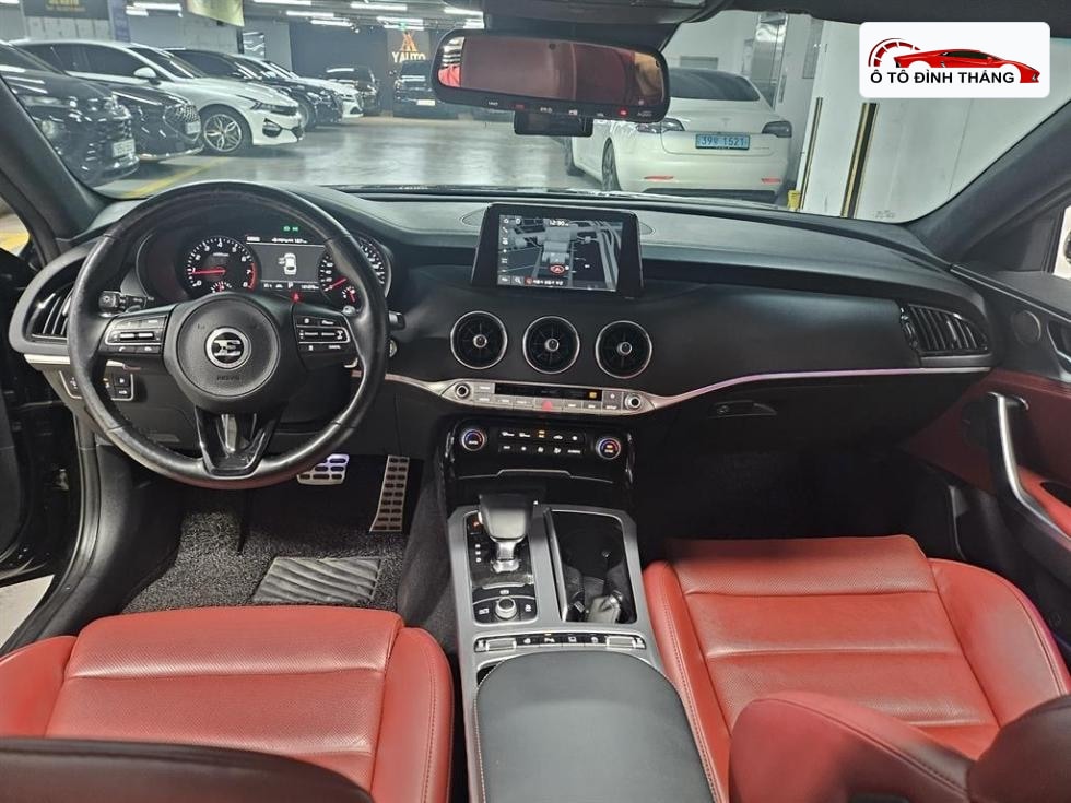 기아 스팅어 2.0 터보 4WD 플래티넘