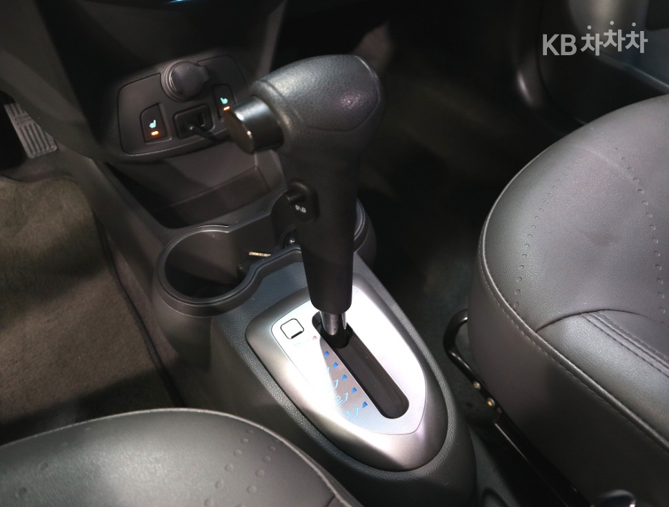 한국GM 쉐보레 스파크 LT 기본형