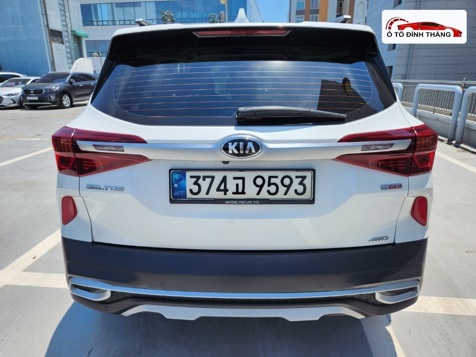 기아 셀토스 1.6 가솔린 터보 4WD 시그니처