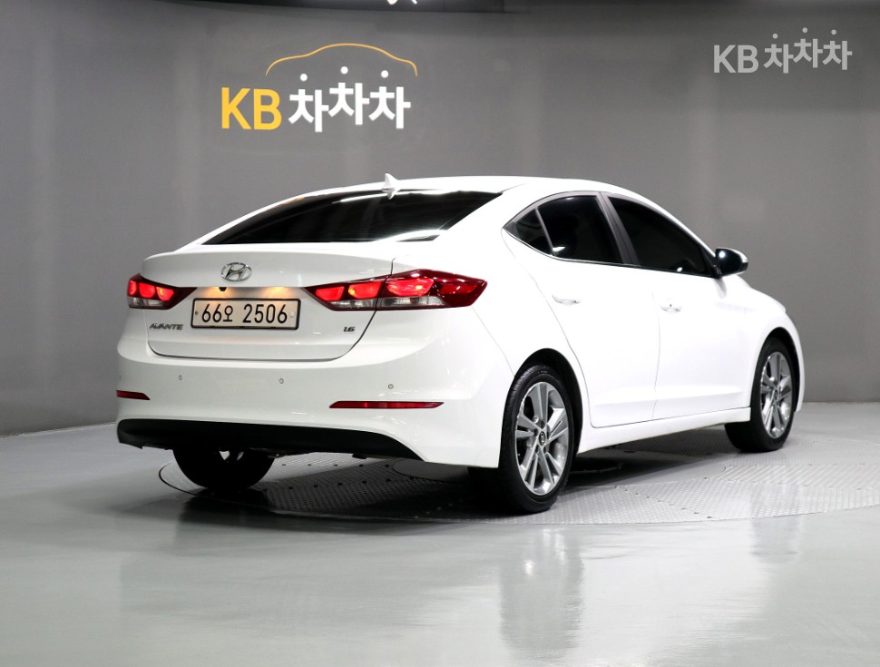 현대 아반떼AD 1.6 GDi Value Plus