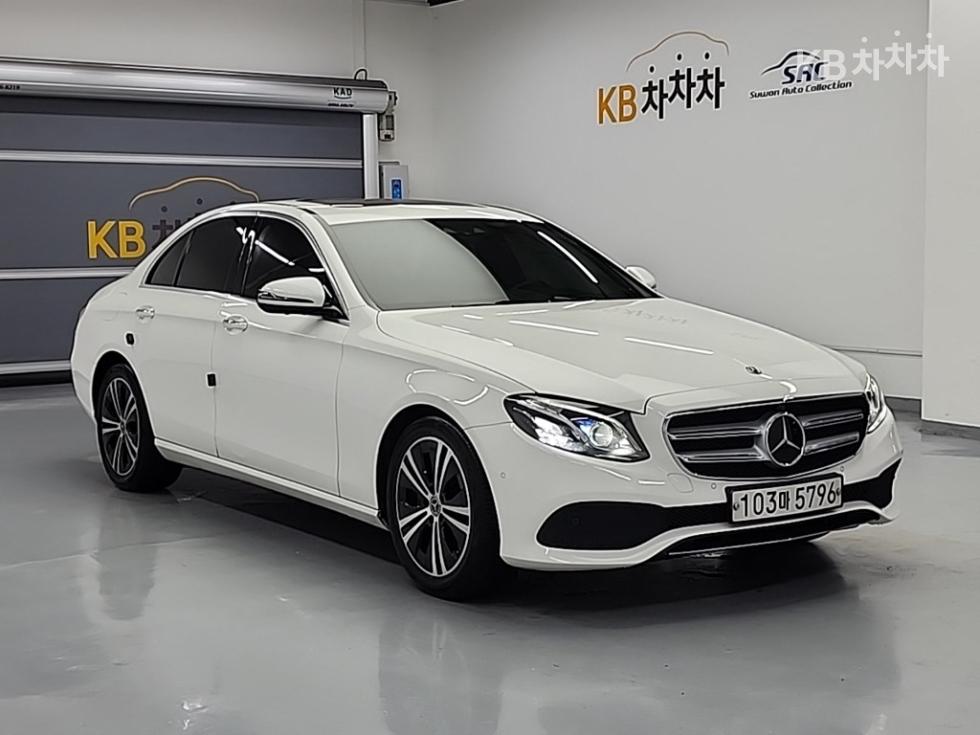 벤츠 E클래스 (W213) E300 Avantgarde