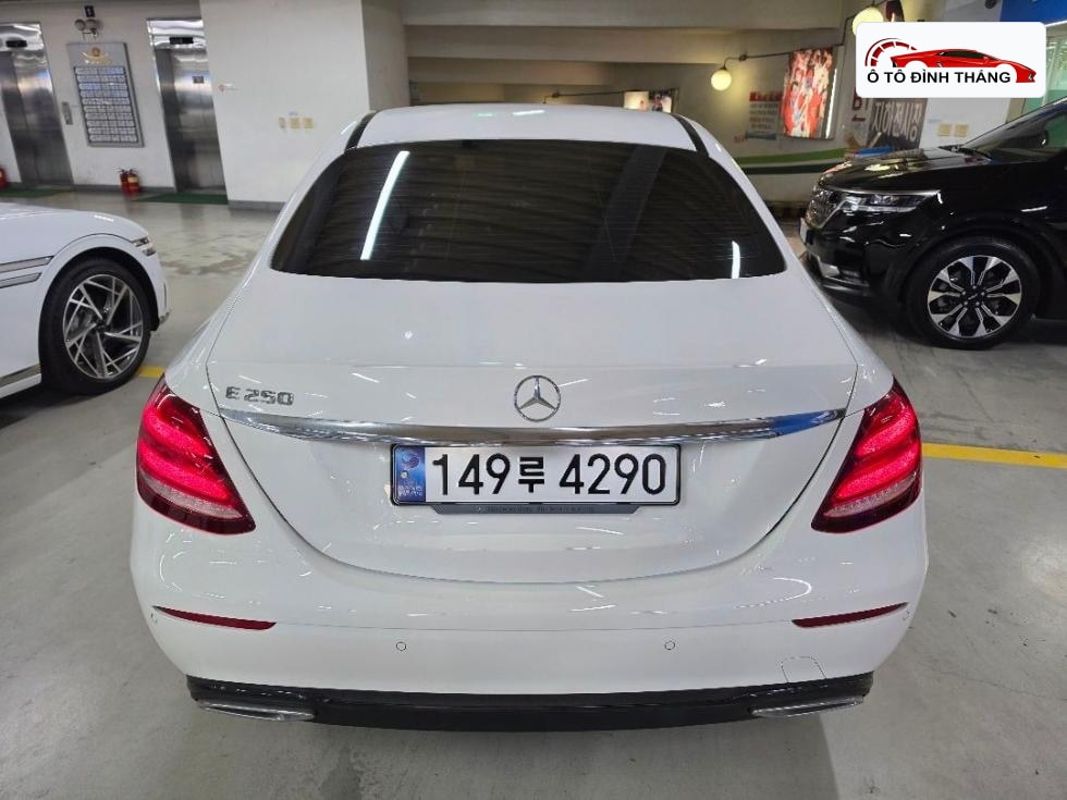 벤츠 E클래스 (W213) E250 Avantgarde