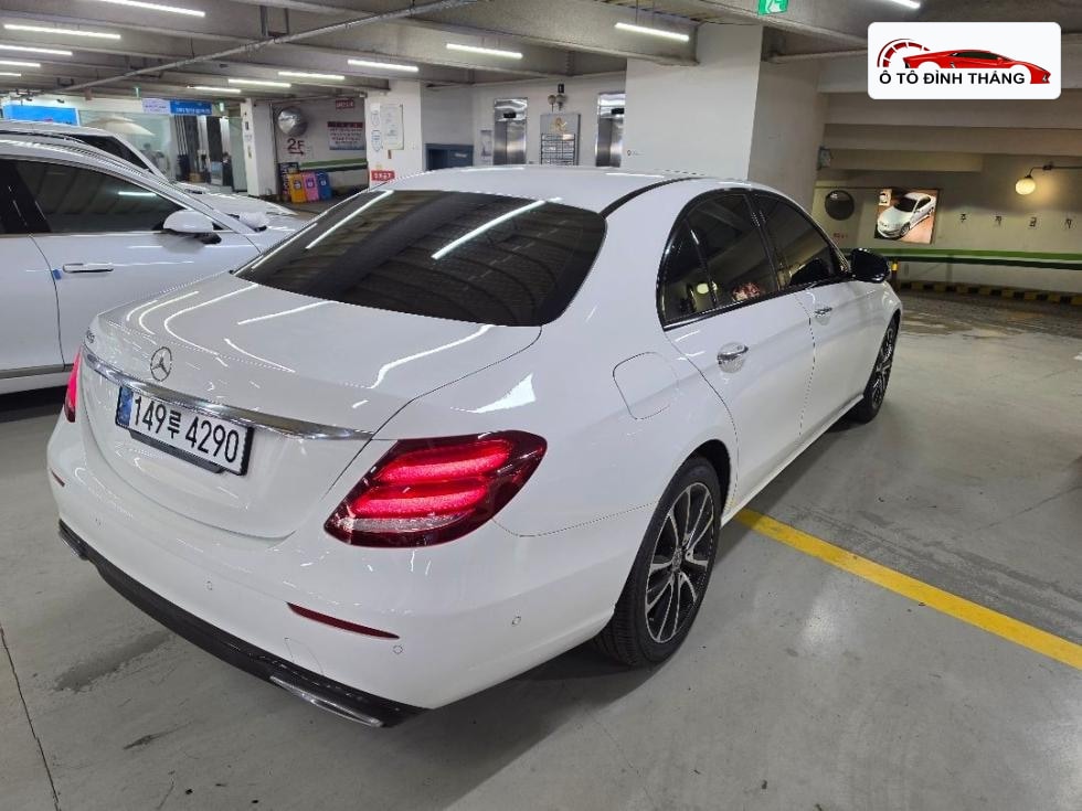 벤츠 E클래스 (W213) E250 Avantgarde