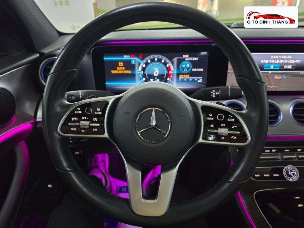 벤츠 E클래스 (W213) E250 Avantgarde