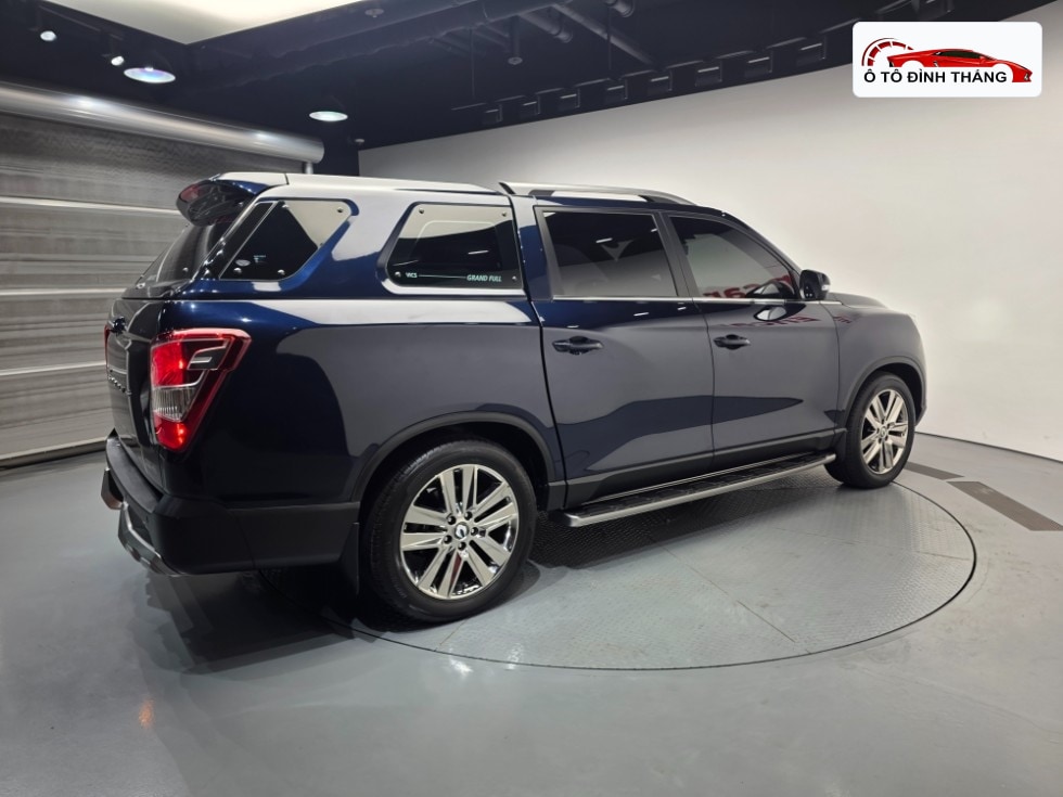 KG모빌리티 렉스턴 스포츠 2.2 4WD 노블레스
