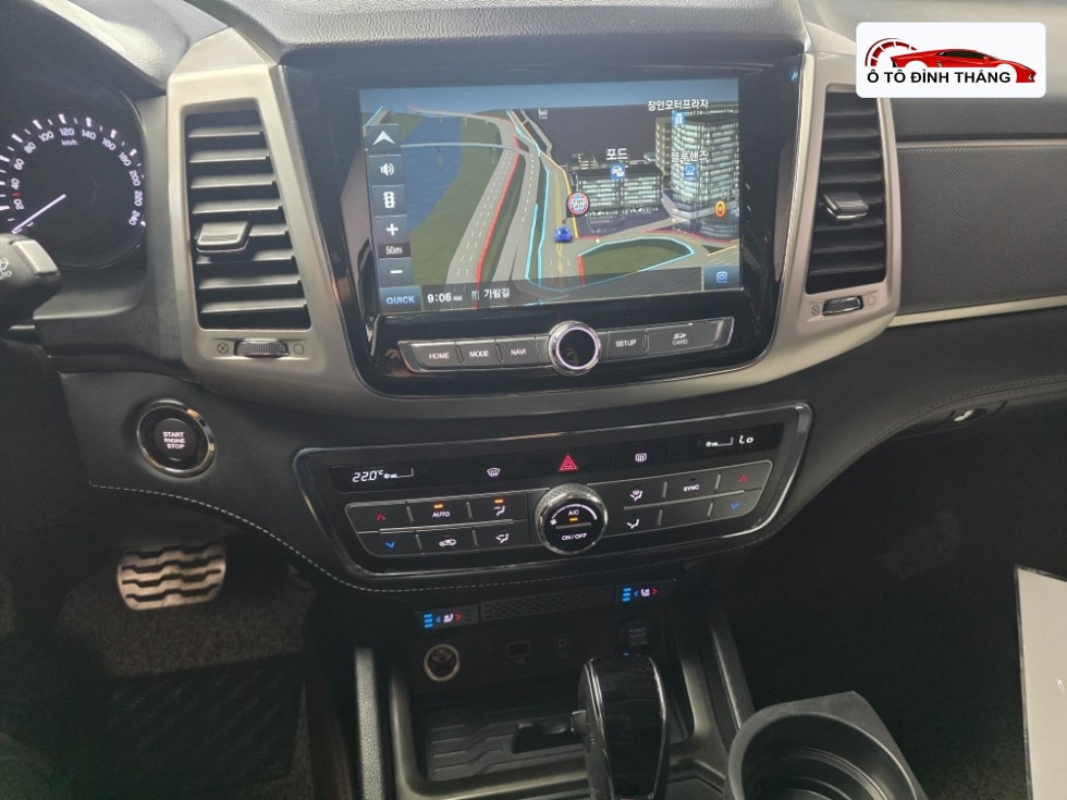 KG모빌리티 렉스턴 스포츠 2.2 4WD 노블레스