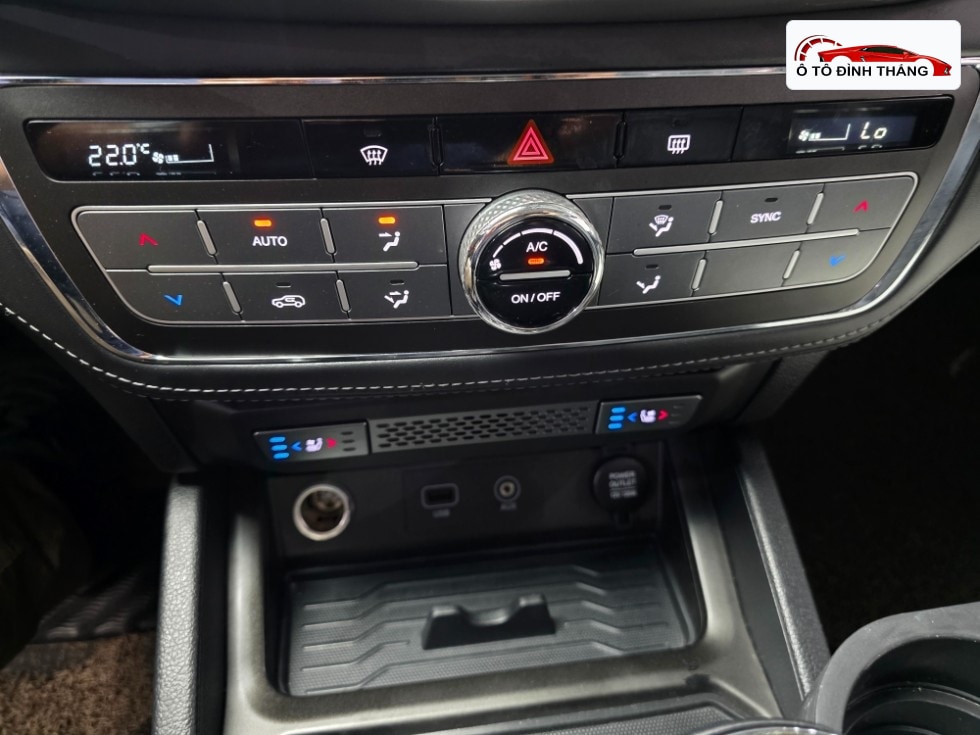 KG모빌리티 렉스턴 스포츠 2.2 4WD 노블레스