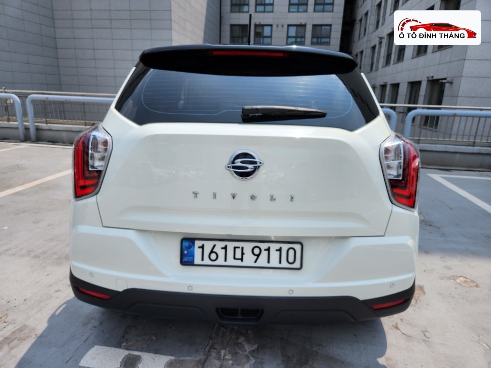 KG모빌리티 베리 뉴 티볼리 가솔린 V3 2WD 기본형