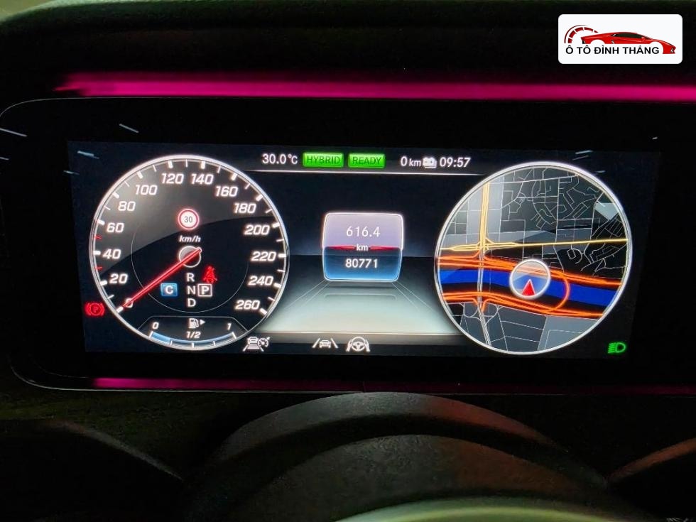 벤츠 E클래스 (W213) E300e 4MATIC Exclusive