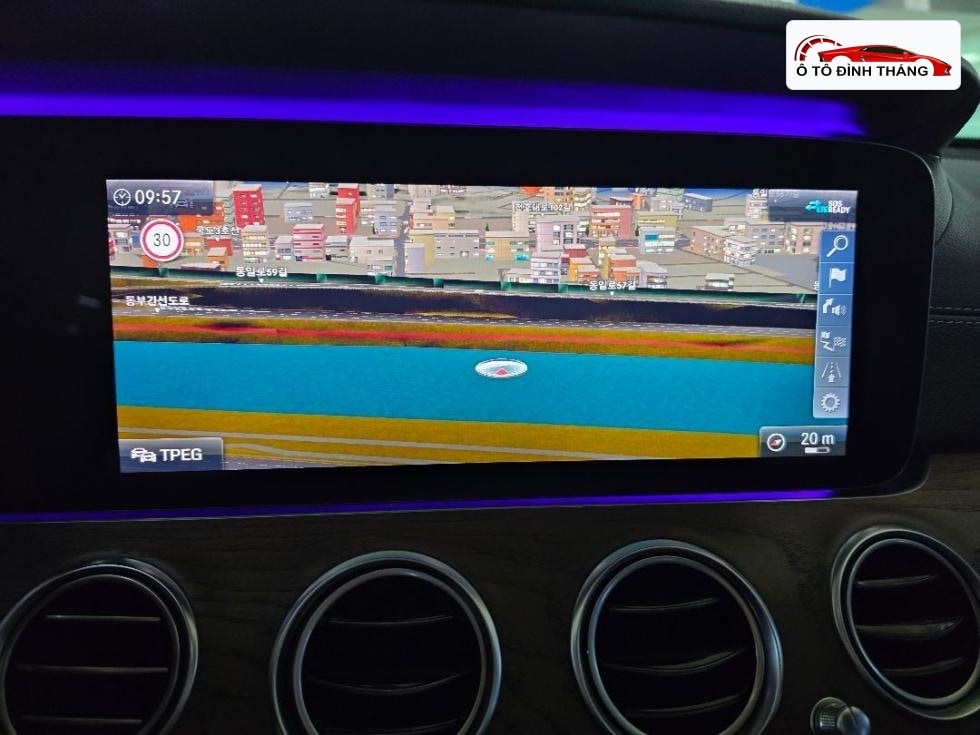 벤츠 E클래스 (W213) E300e 4MATIC Exclusive