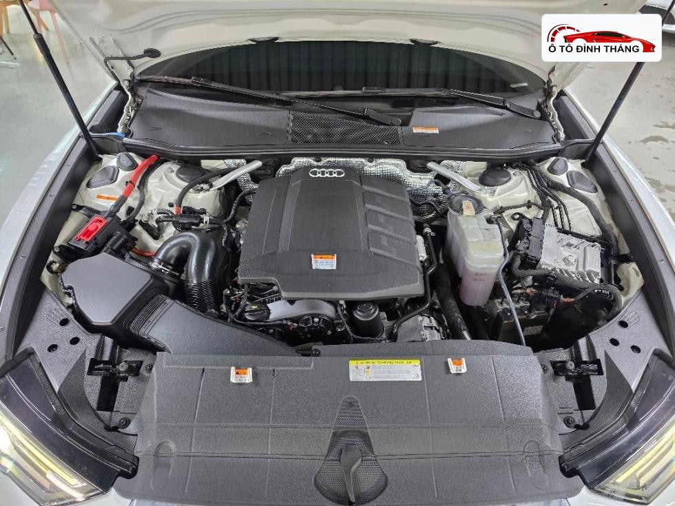 아우디 A6(C8) 45 TFSI Premium