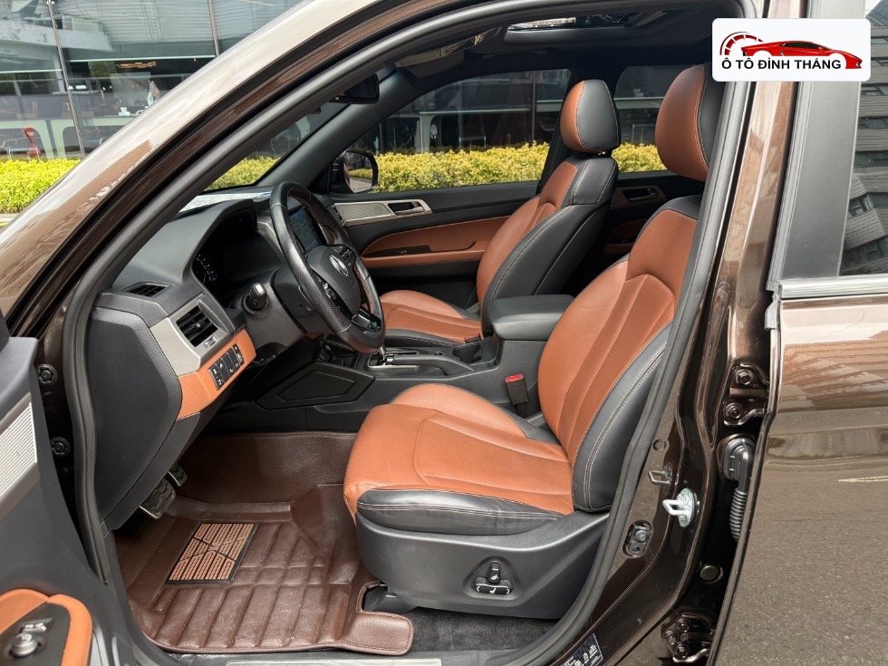 KG모빌리티 렉스턴 스포츠 2.2 4WD 어드벤처