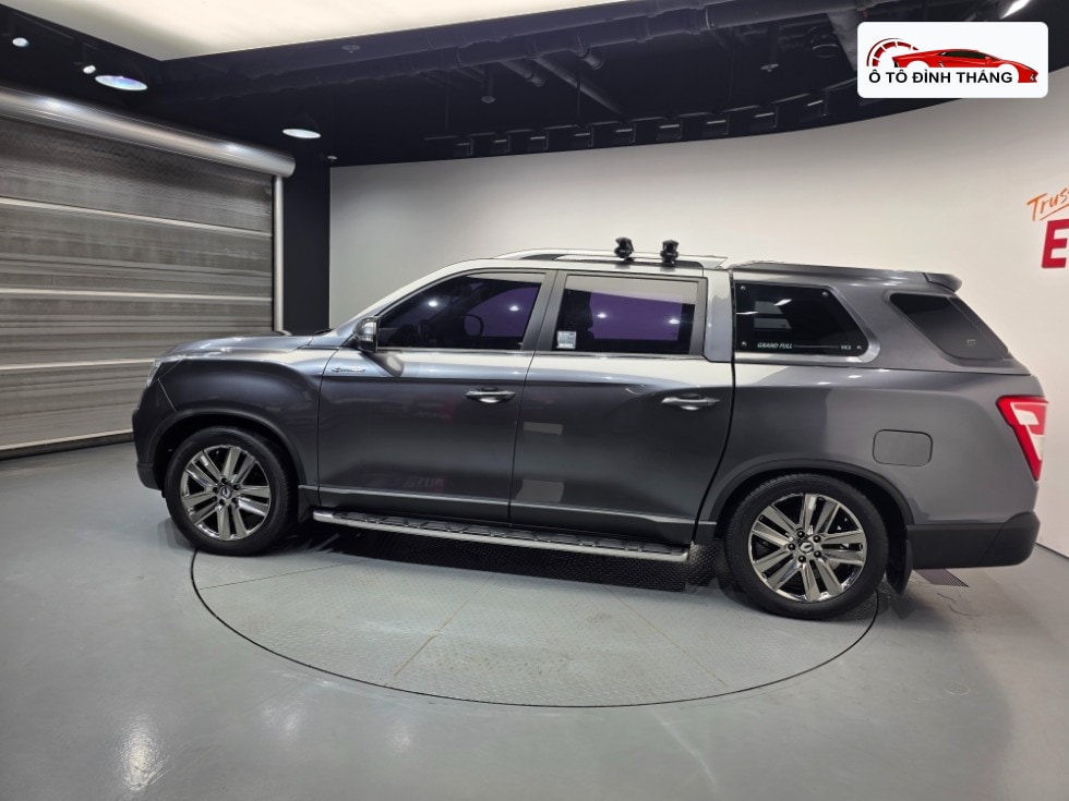 KG모빌리티 렉스턴 스포츠 2.2 4WD 프레스티지 스페셜