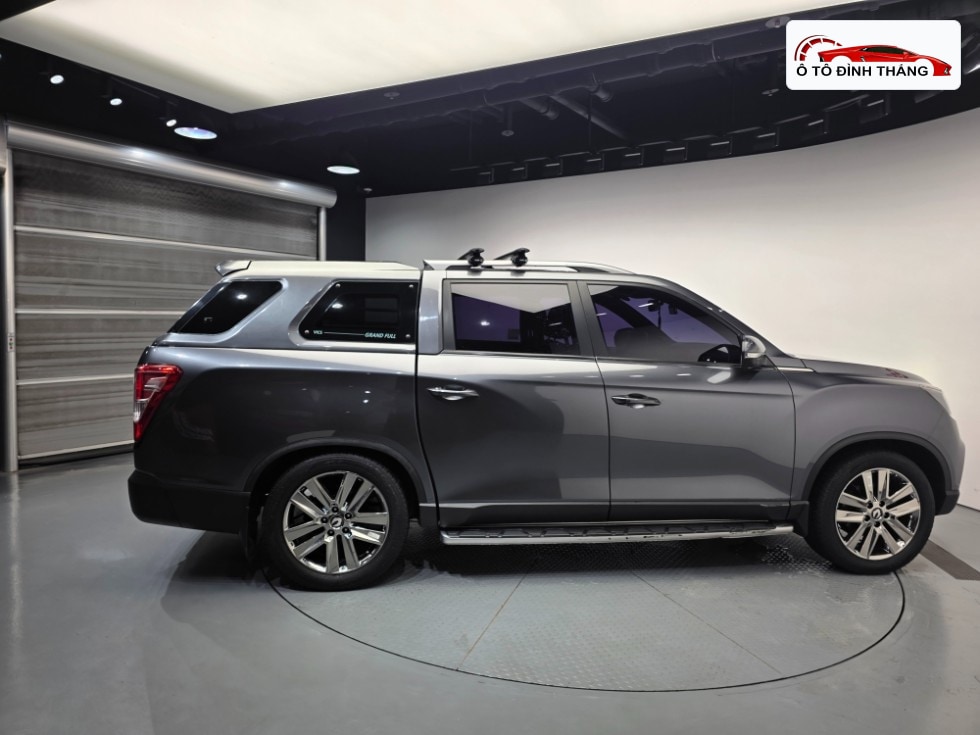 KG모빌리티 렉스턴 스포츠 2.2 4WD 프레스티지 스페셜