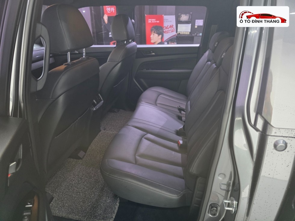KG모빌리티 렉스턴 스포츠 2.2 4WD 프레스티지 스페셜