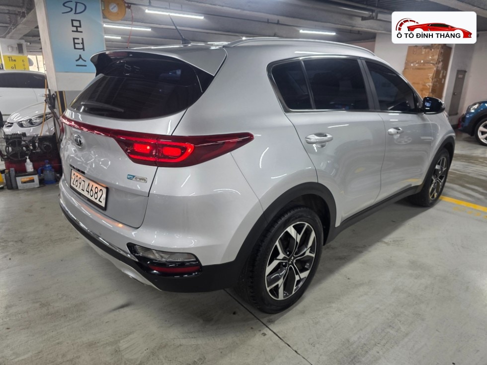 기아 스포티지 더 볼드 2.0 디젤 2WD 프레스티지