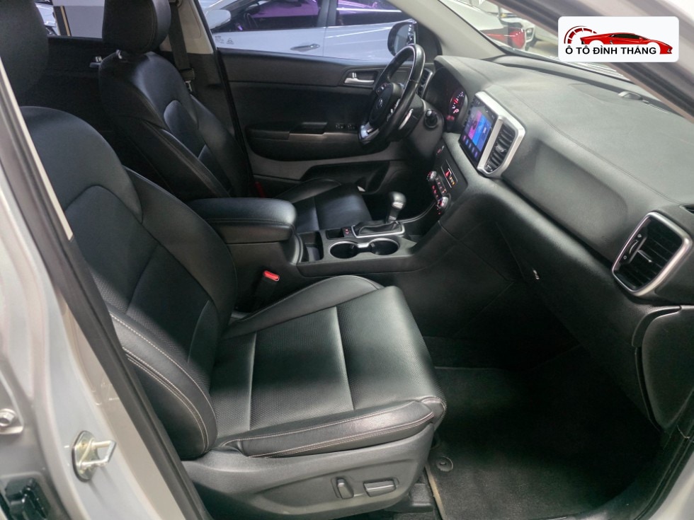 기아 스포티지 더 볼드 2.0 디젤 2WD 프레스티지