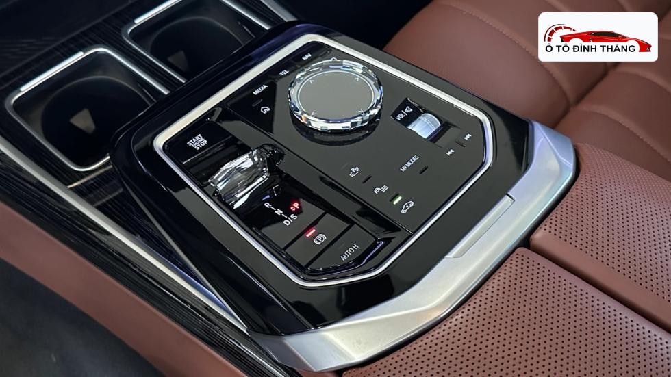 BMW 7시리즈(G70) 740d xDrive M Sport