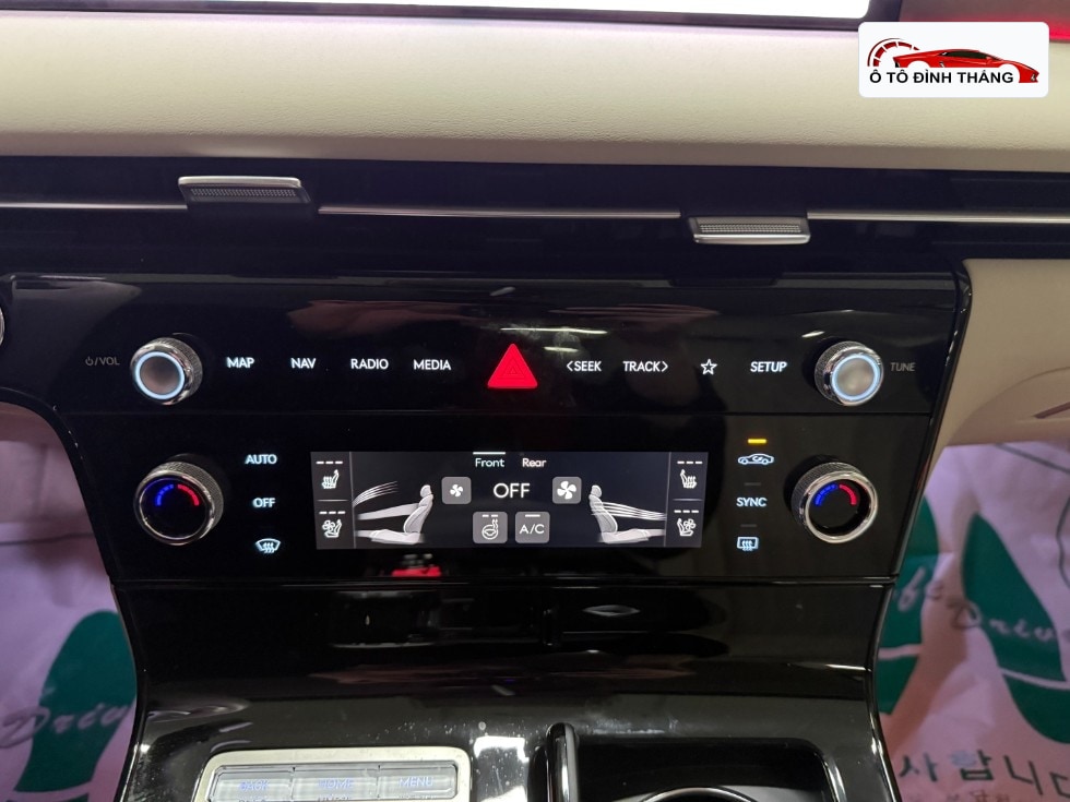 제네시스 G80(RG3) 2.5 T-GDi AWD