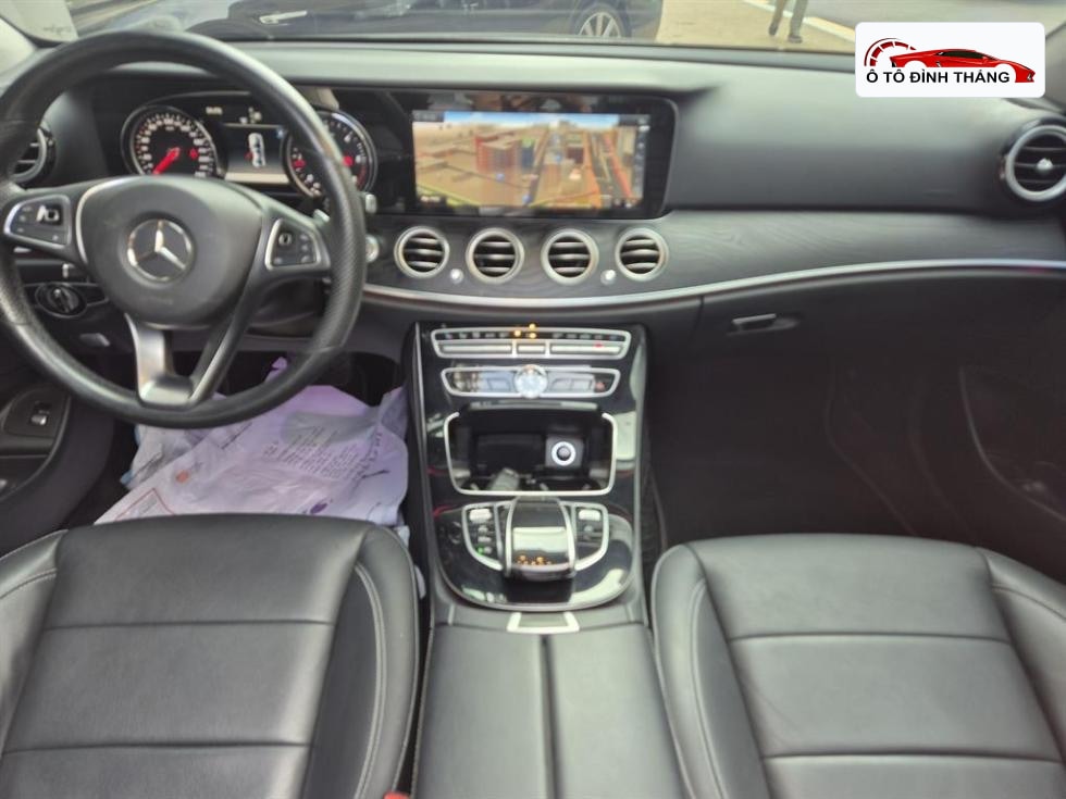 벤츠 E클래스 (W213) E220d Avantgarde