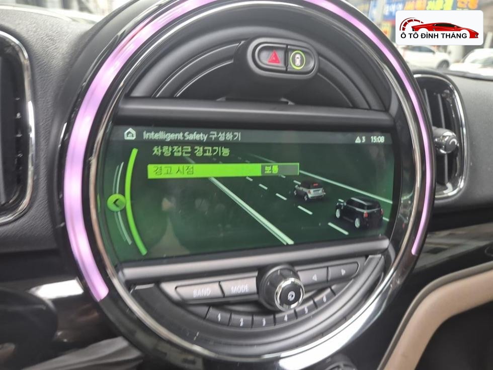 미니 컨트리맨 (F60) 2.0 Cooper D All4 Hightrim