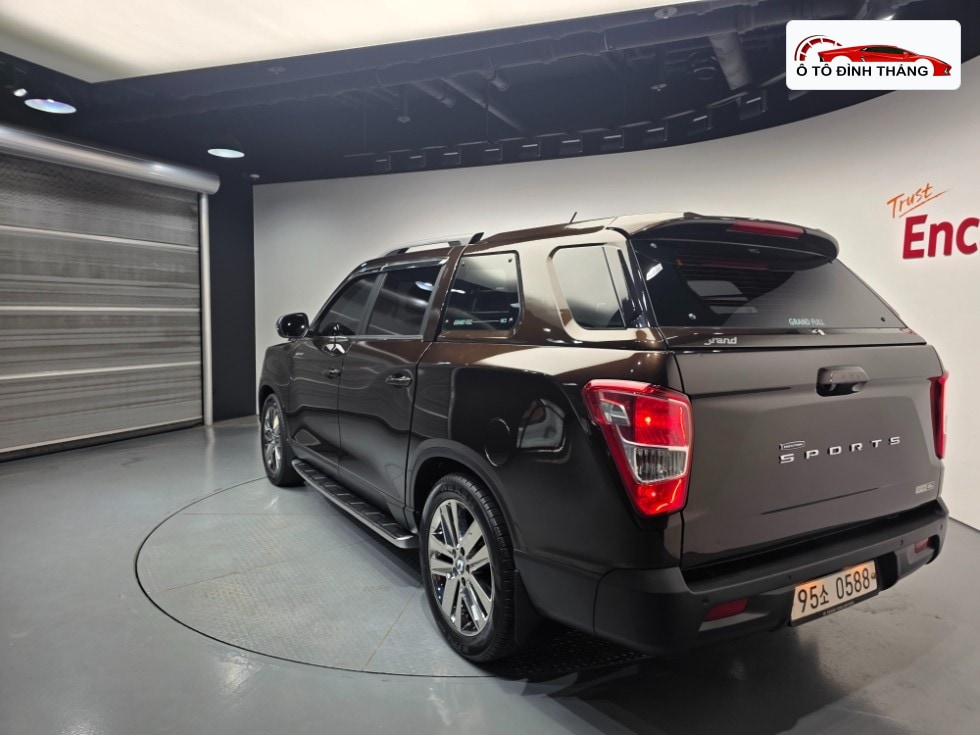 KG모빌리티 렉스턴 스포츠 2.2 4WD 프레스티지