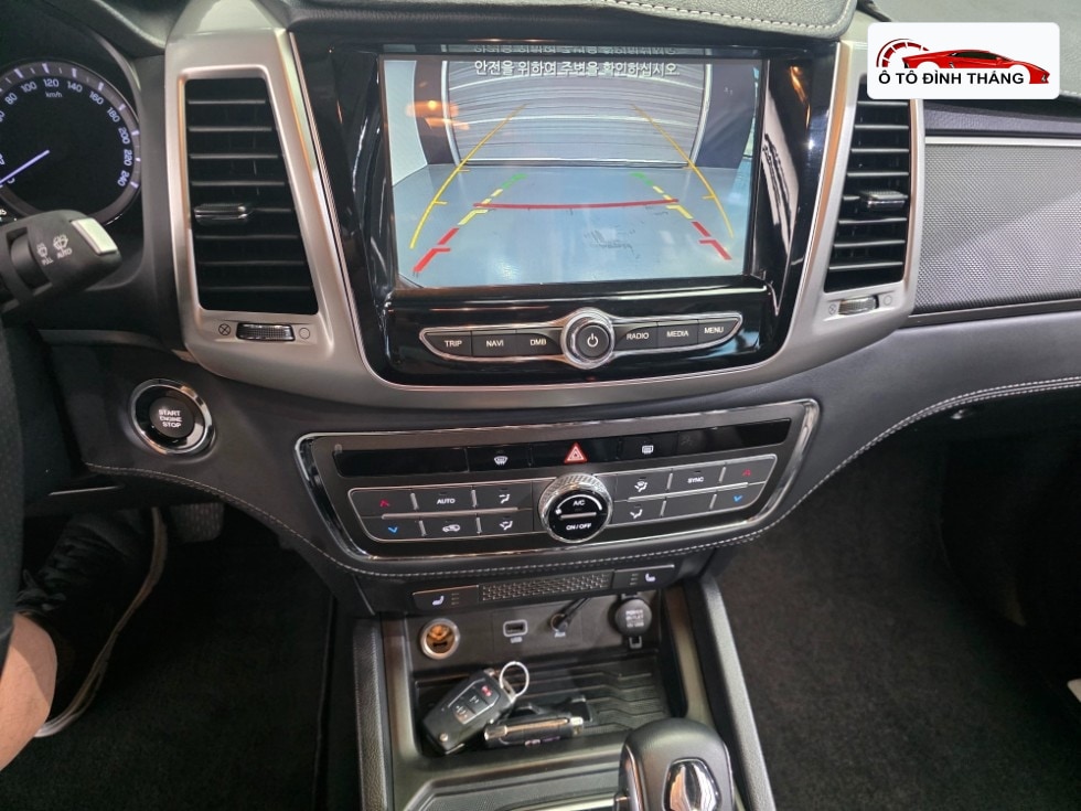 KG모빌리티 렉스턴 스포츠 2.2 4WD 프레스티지