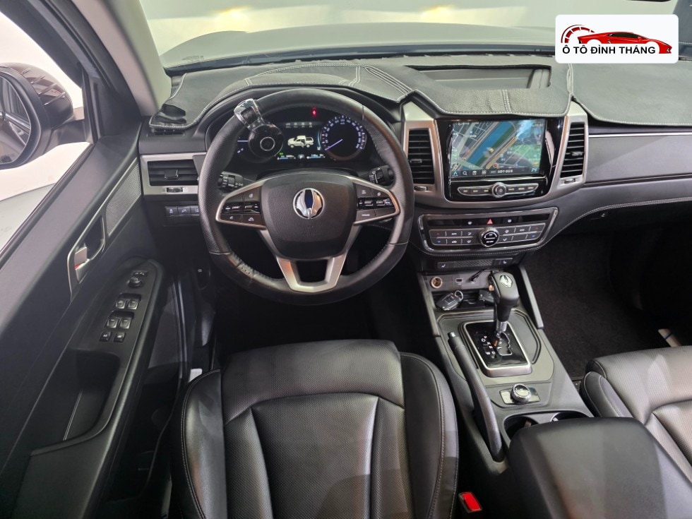 KG모빌리티 렉스턴 스포츠 2.2 4WD 프레스티지