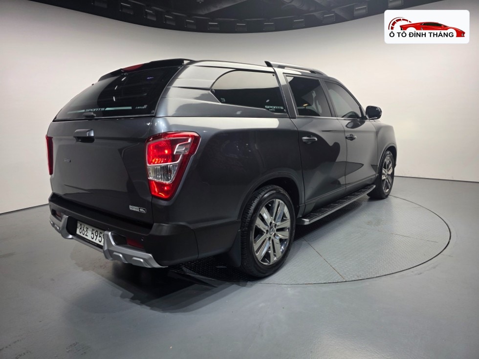 KG모빌리티 렉스턴 스포츠 2.2 4WD 프레스티지