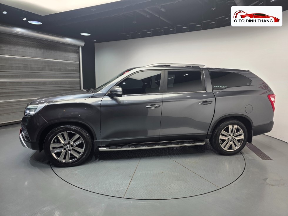 KG모빌리티 렉스턴 스포츠 2.2 4WD 프레스티지