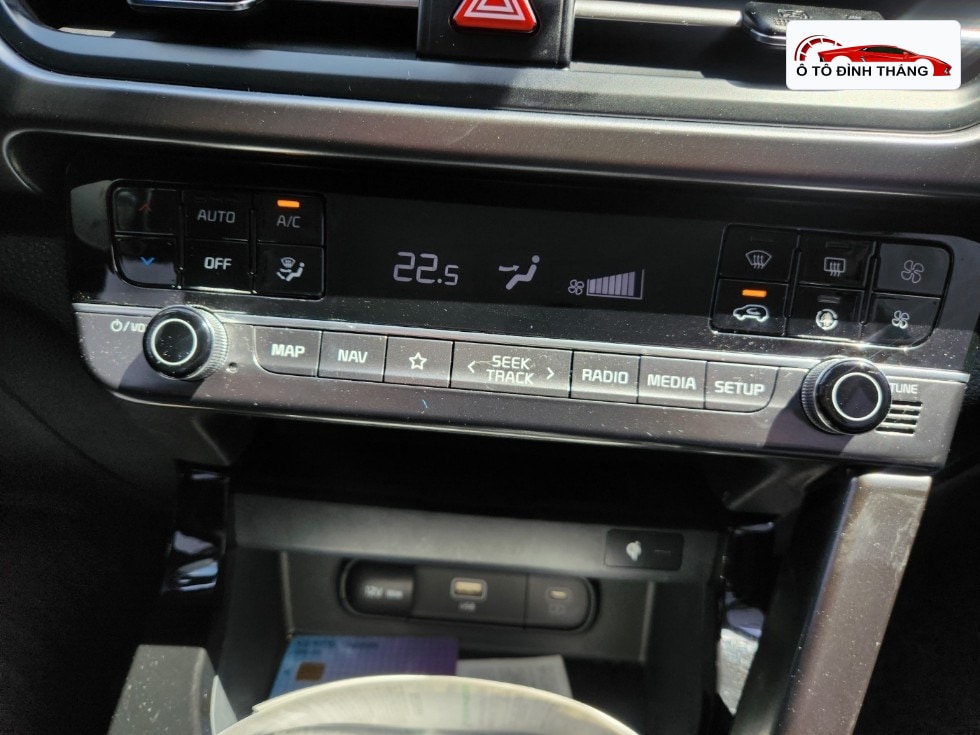 기아 더 뉴 셀토스(SP2) 1.6 T-GDI 2WD 프레스티지