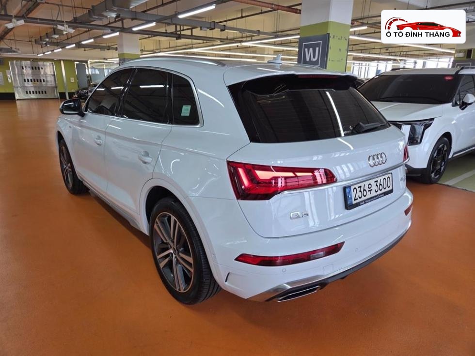 아우디 The New Q5(FY) 45 TFSI Quattro 기본형
