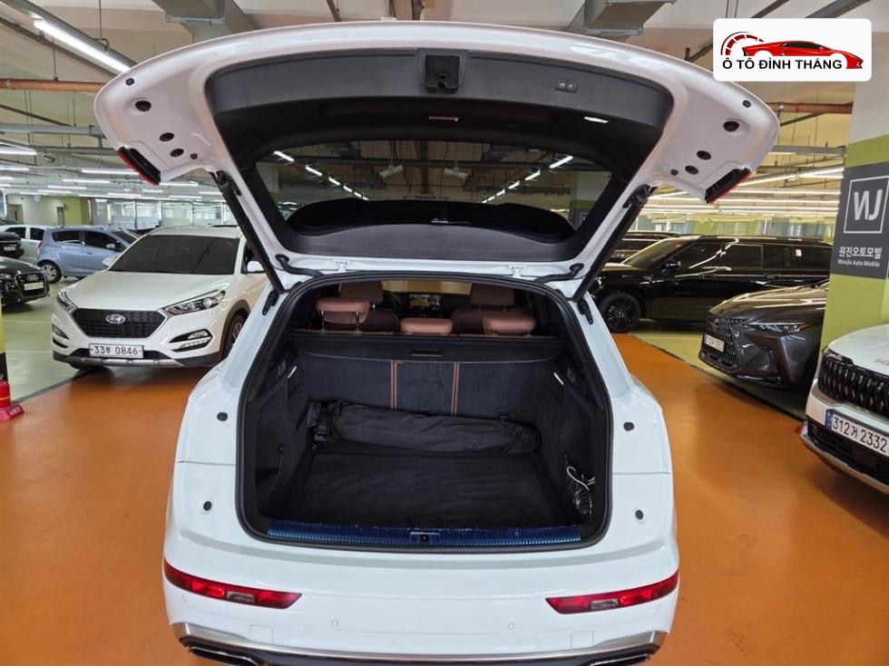 아우디 The New Q5(FY) 45 TFSI Quattro 기본형