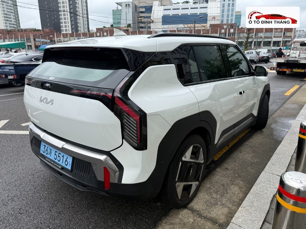 기아 EV3 롱레인지 2WD 어스