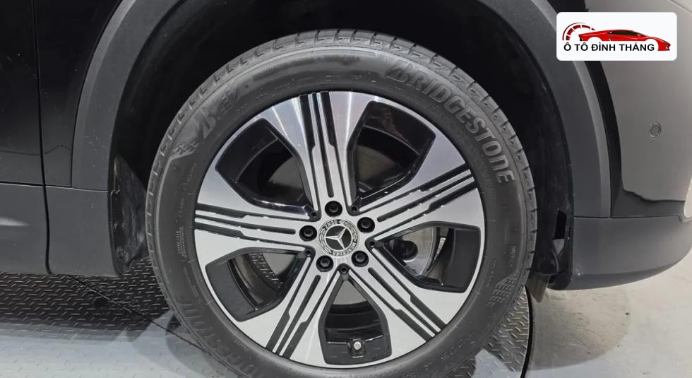 벤츠 EQB (X243) EQB 300 4Matic 프로그레시브